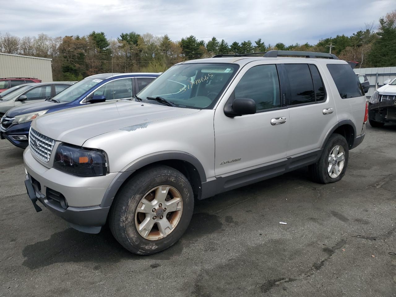 2005 Ford Explorer Xlt for Sale in Exeter, RI - Rear End
