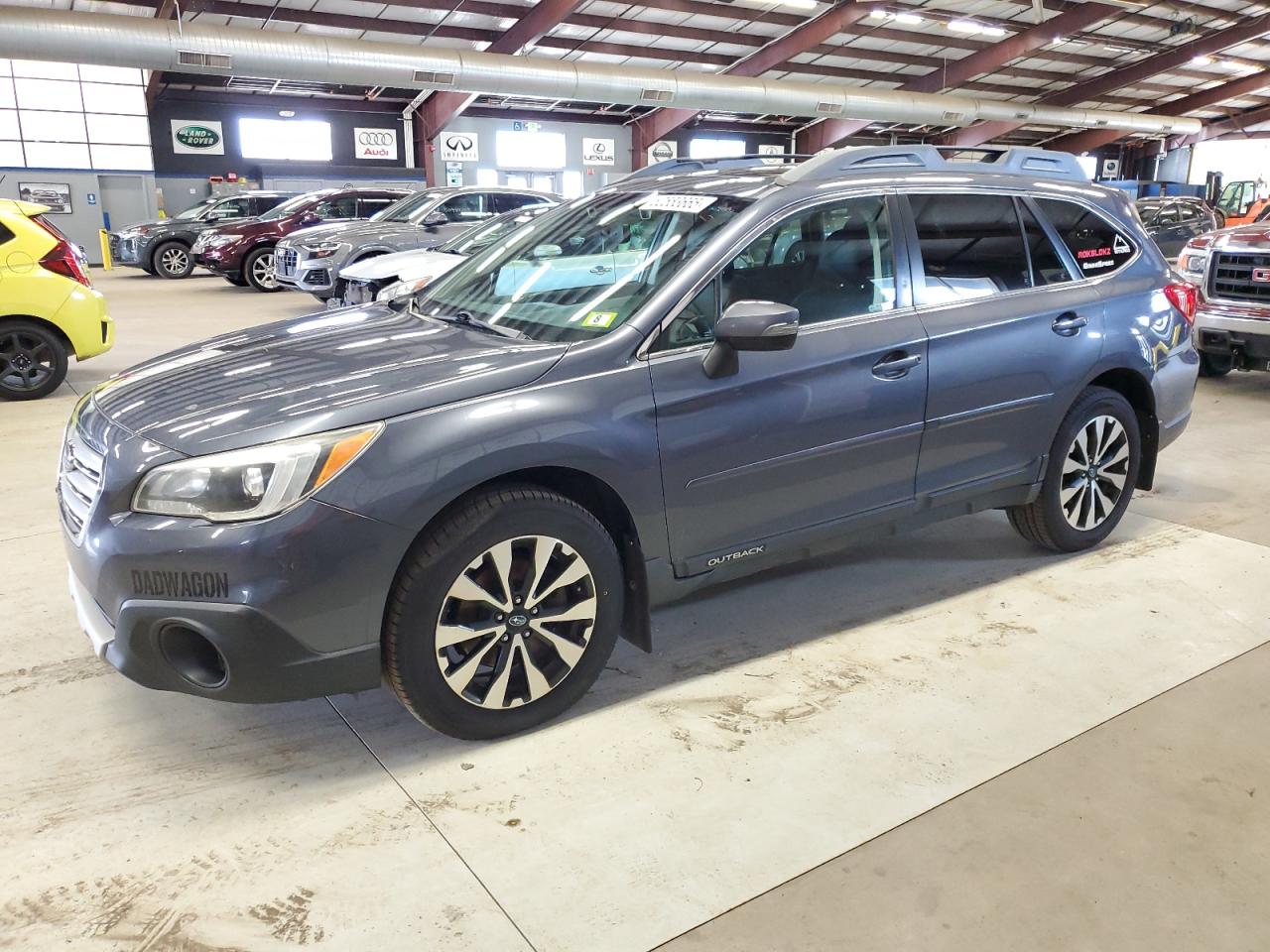 2015 Subaru Outback 3.6R Limited for Sale in East Granby, CT - Minor Dent/Scratches