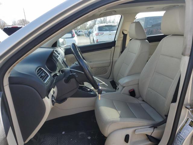  VOLKSWAGEN JETTA 2012 Kremowy