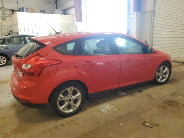  FORD FOCUS 2014 Красный