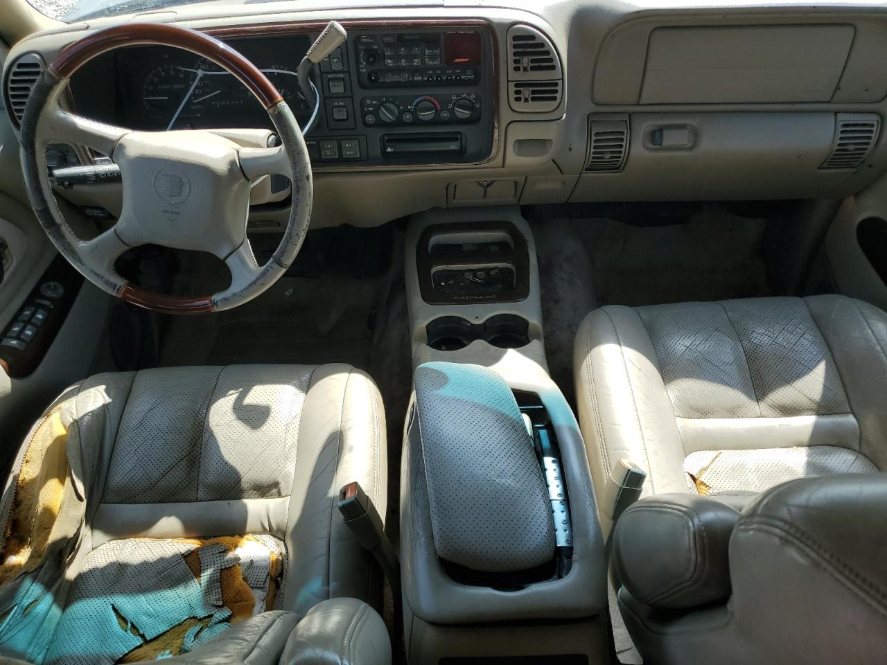 1999 Cadillac Escalade VIN: 1GYEK13RXXR408201 Lot: 53805845