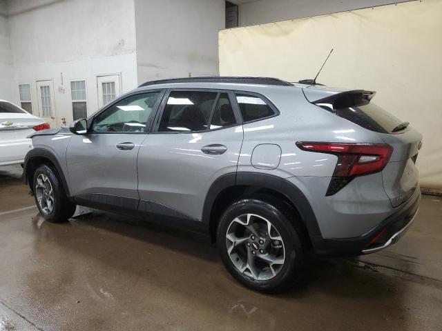  CHEVROLET TRAX 2024 Szary