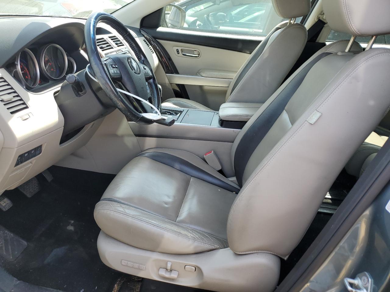 2011 Mazda CX-9 - Image 7