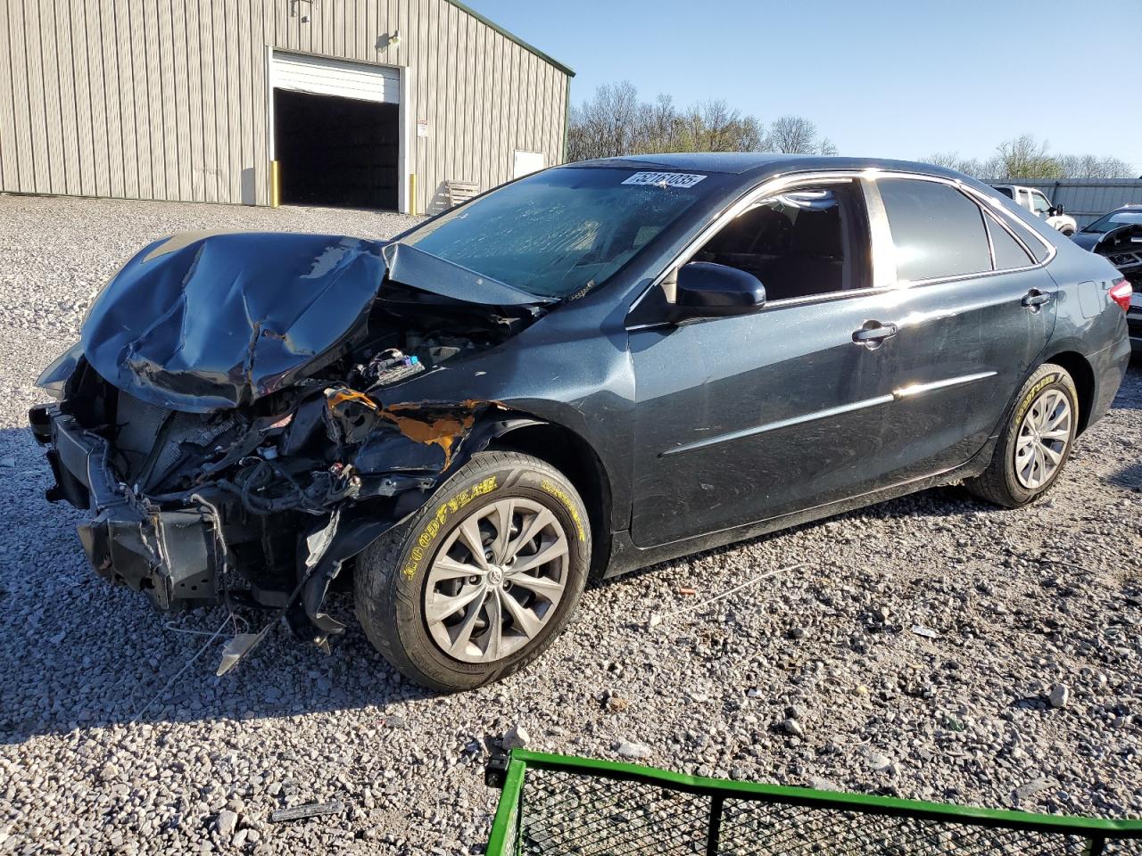 Lawrenceburg, KY에서 판매 중인 2015 Toyota Camry Le - Front End