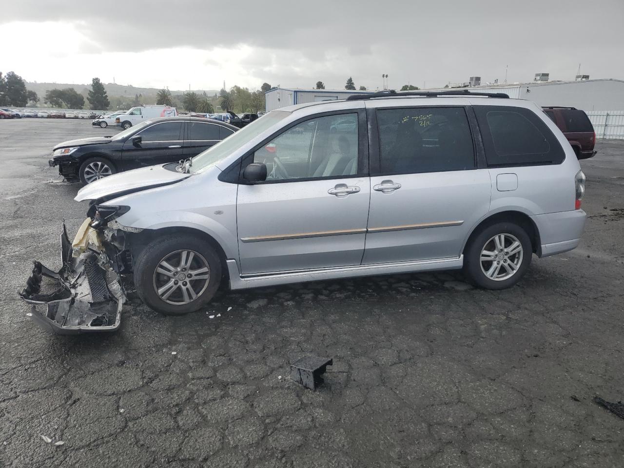 Vallejo, CA에서 판매 중인 2004 Mazda Mpv Wagon - Front End