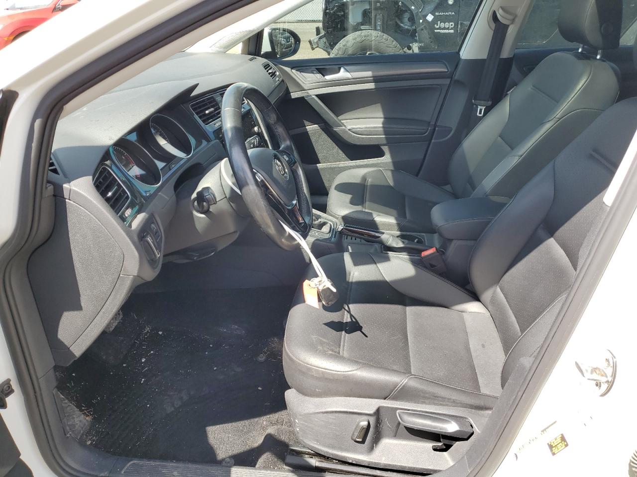2018 Volkswagen Golf S VIN: 3VWG17AU6JM282453 Lot: 54226625