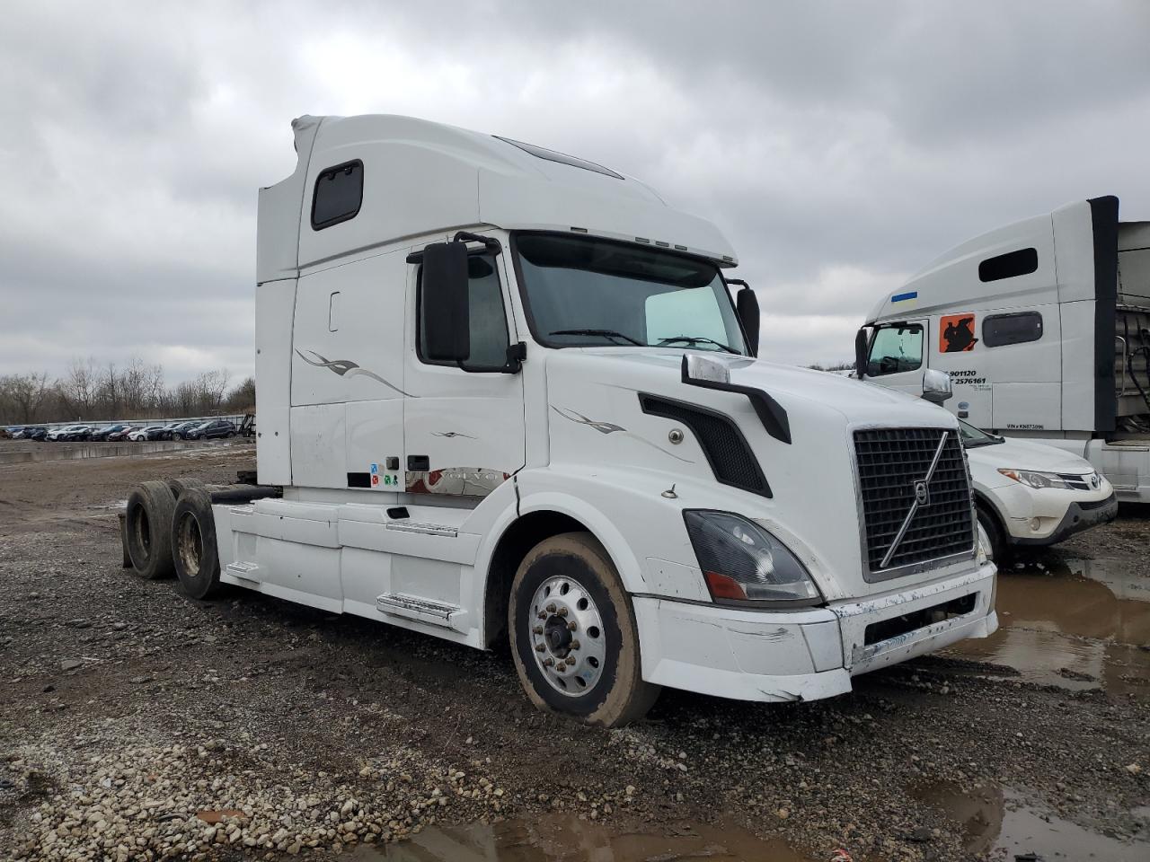 2009 Volvo Vnl Semi Truck for Sale in Columbia Station, OH - Mechanical