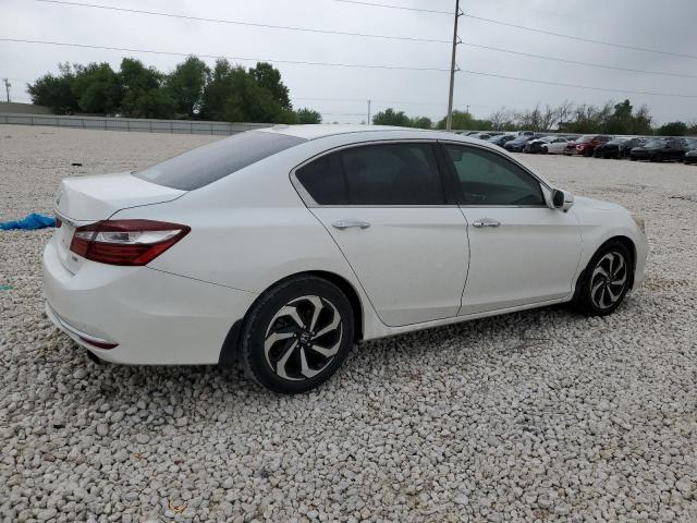 Седаны HONDA ACCORD 2016 Белы