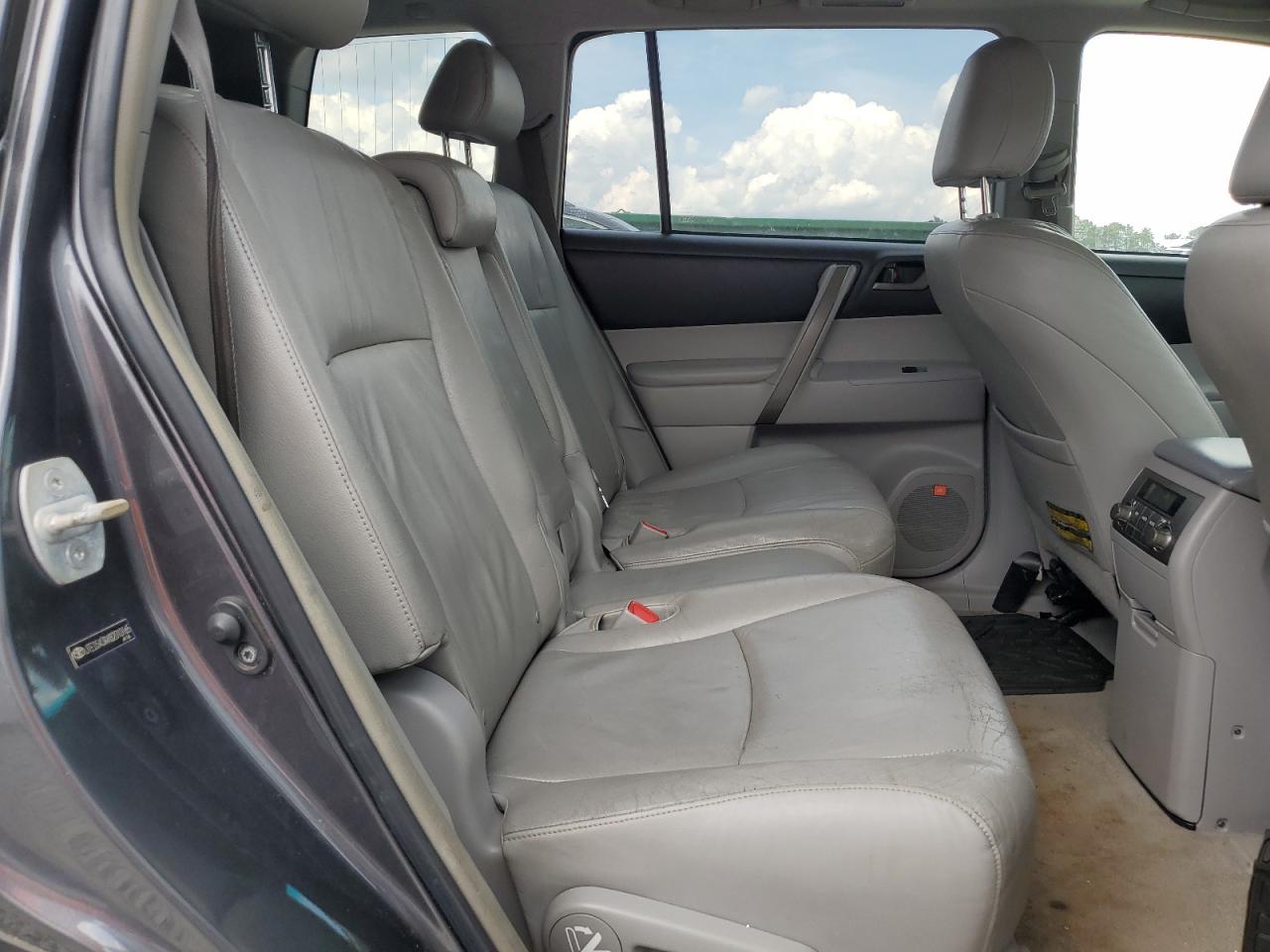 2008 Toyota Highlander Sport VIN: JTEDS43AX82010165 Lot: 55223275