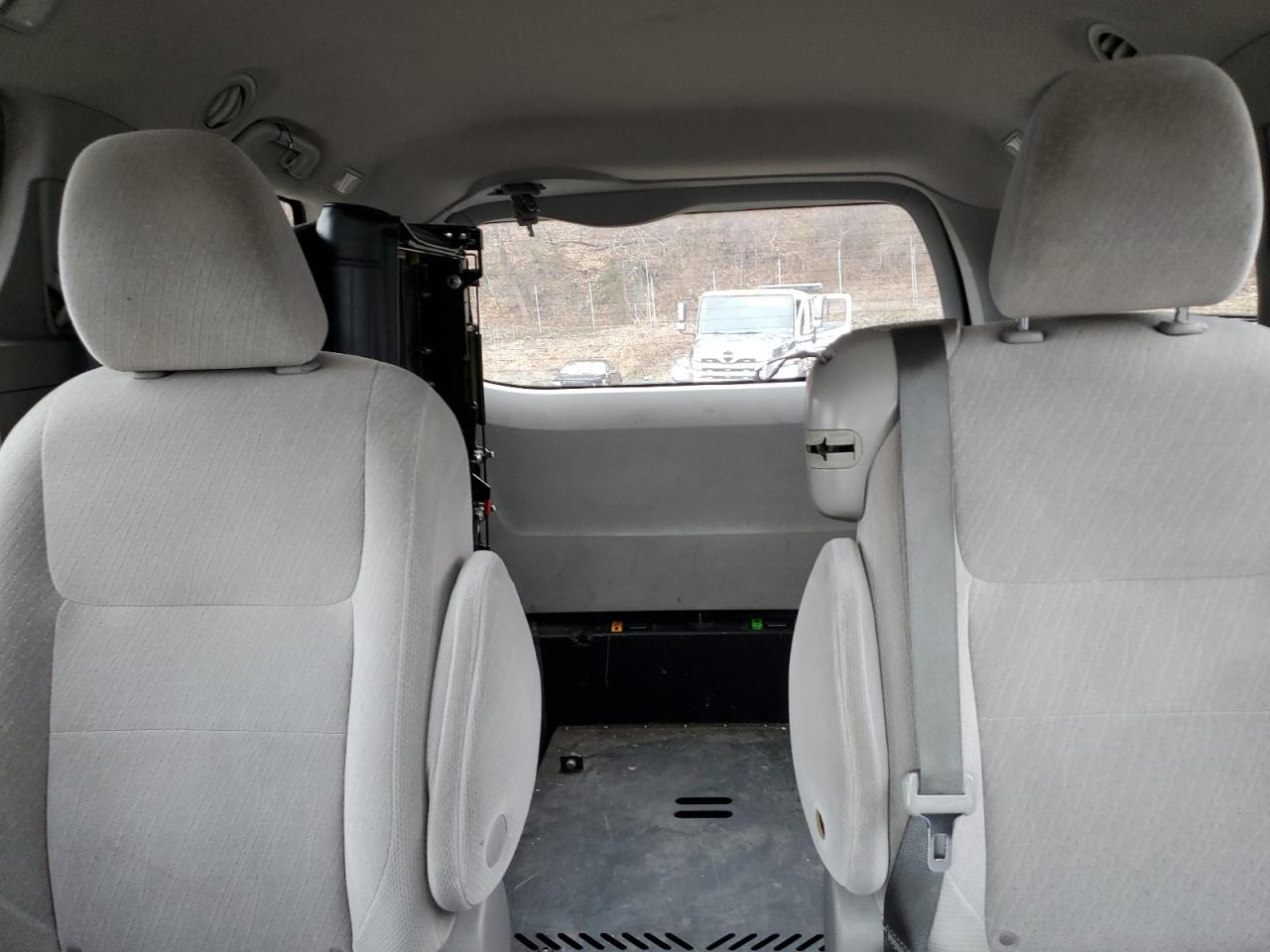 5TDKZ3DC5HS839932 TOYOTA All Models 2017