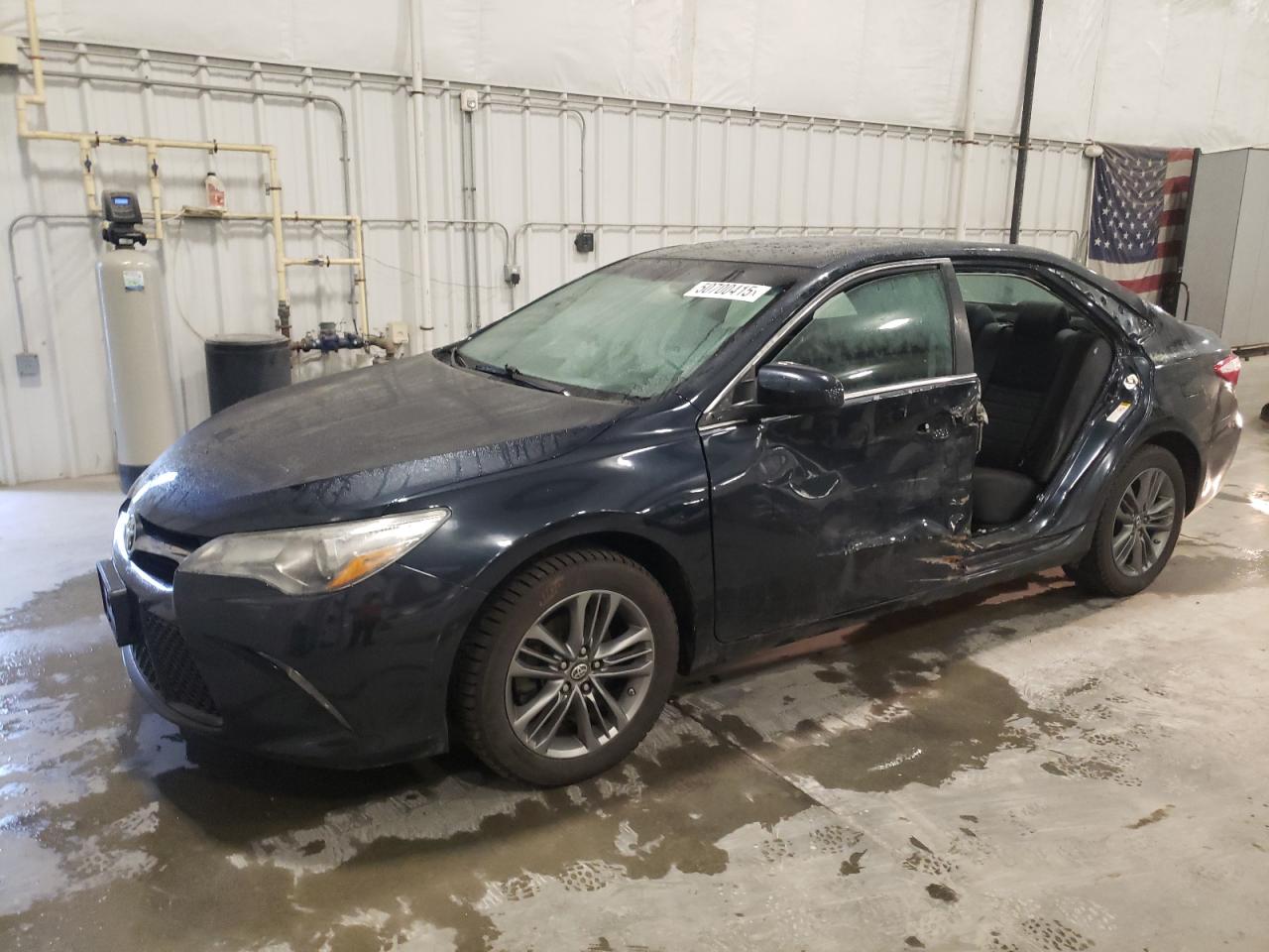2017 Toyota Camry Le for Sale in Avon, MN - Side