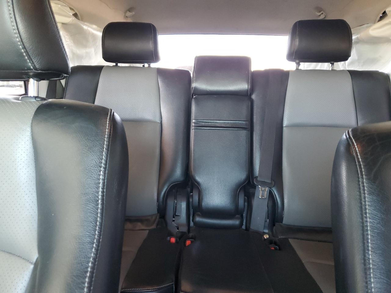 2019 Toyota 4Runner Sr5/Sr5 Premium VIN: JTEBU5JRXK5723170 Lot: 55259385