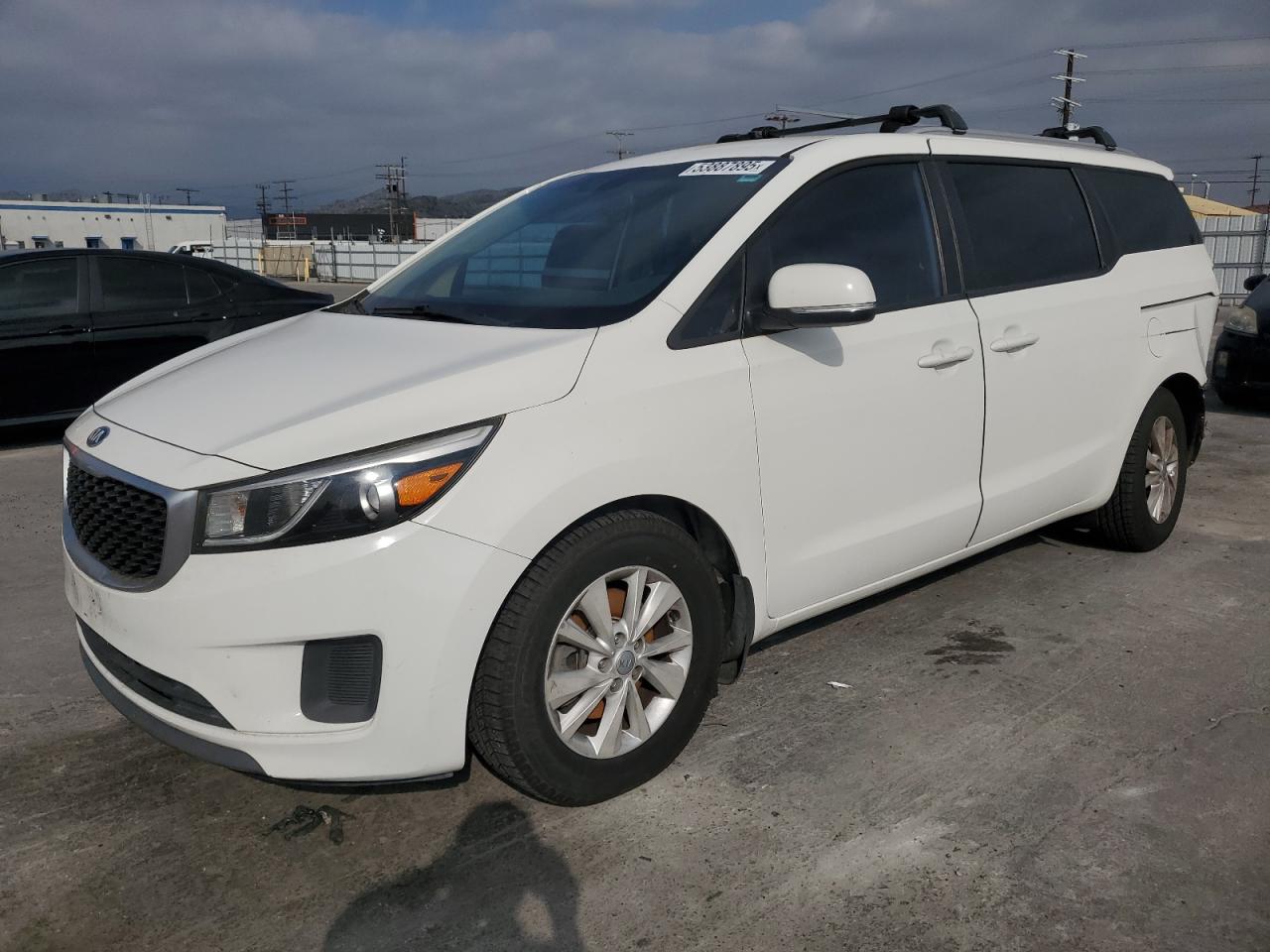 2016 Kia Sedona Lx للبيع في Sun Valley، CA - Rear End