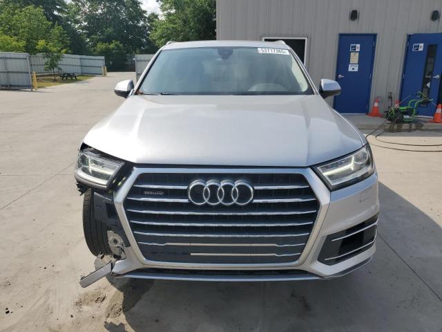  AUDI Q7 2018 Srebrny