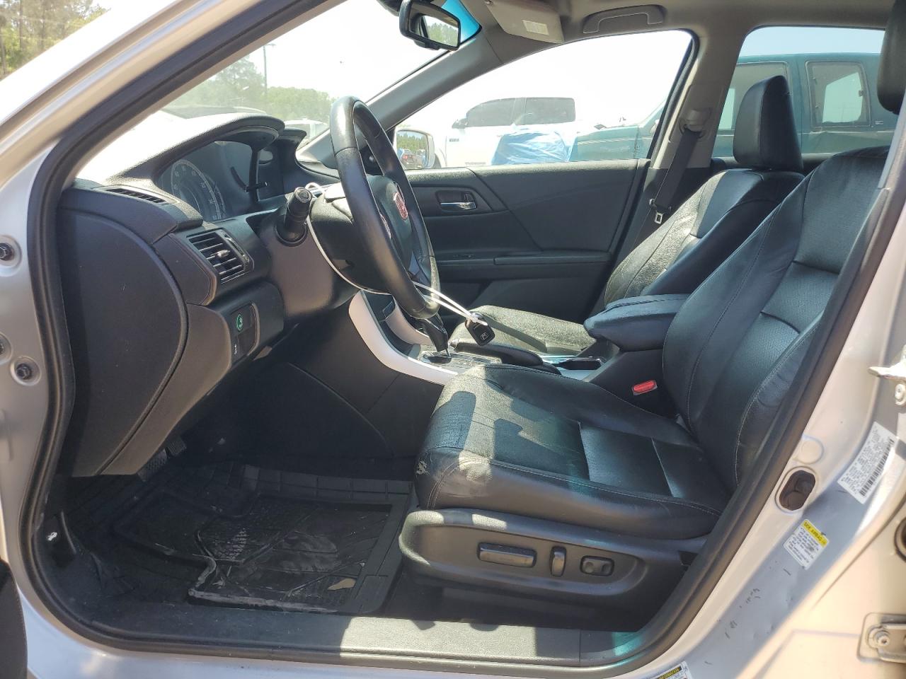 2013 Honda Accord Exl VIN: 1HGCR2F84DA033452 Lot: 53300555