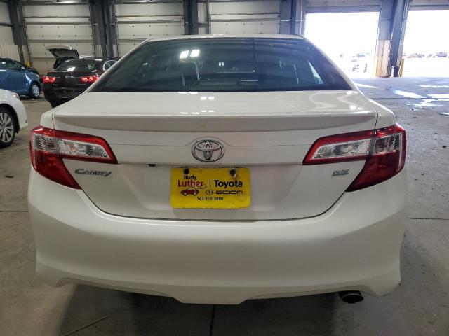  TOYOTA CAMRY 2014 White