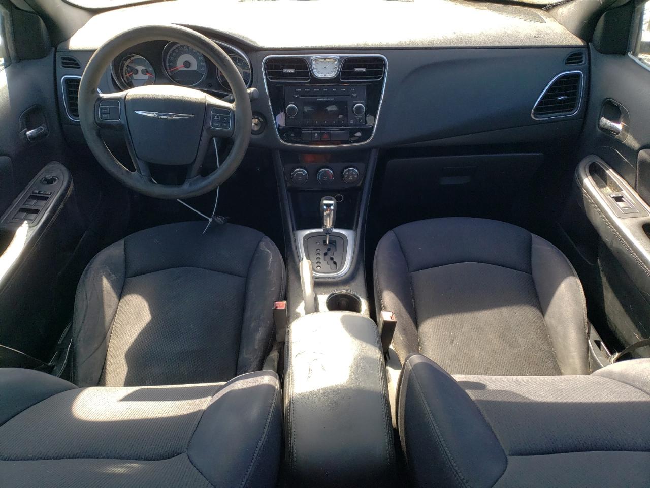 2013 Chrysler 200 Lx VIN: 1C3CCBAB8DN671946 Lot: 52867955