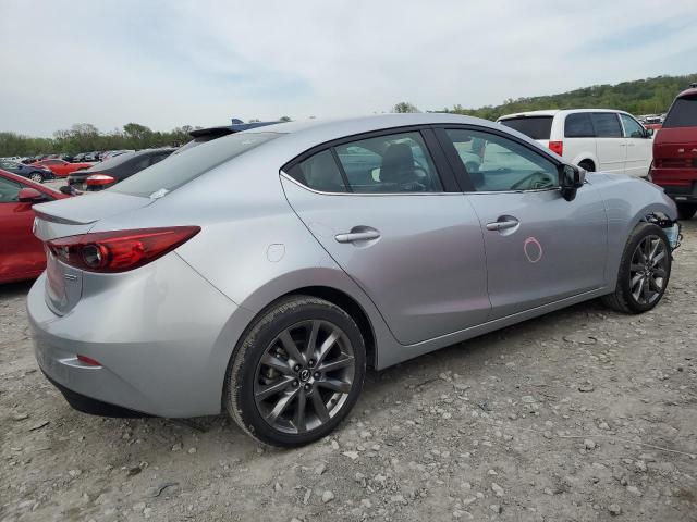  MAZDA 3 2018 Srebrny