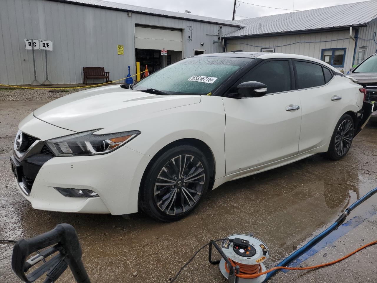 2016 Nissan Maxima 3.5S for Sale in Pekin, IL - Rear End