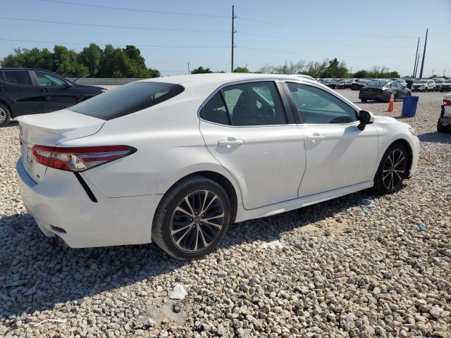  TOYOTA CAMRY 2018 Biały