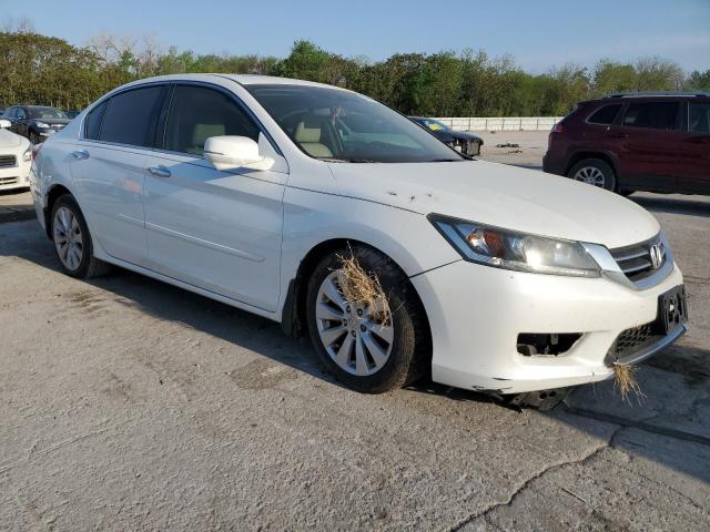  HONDA ACCORD 2015 Белы