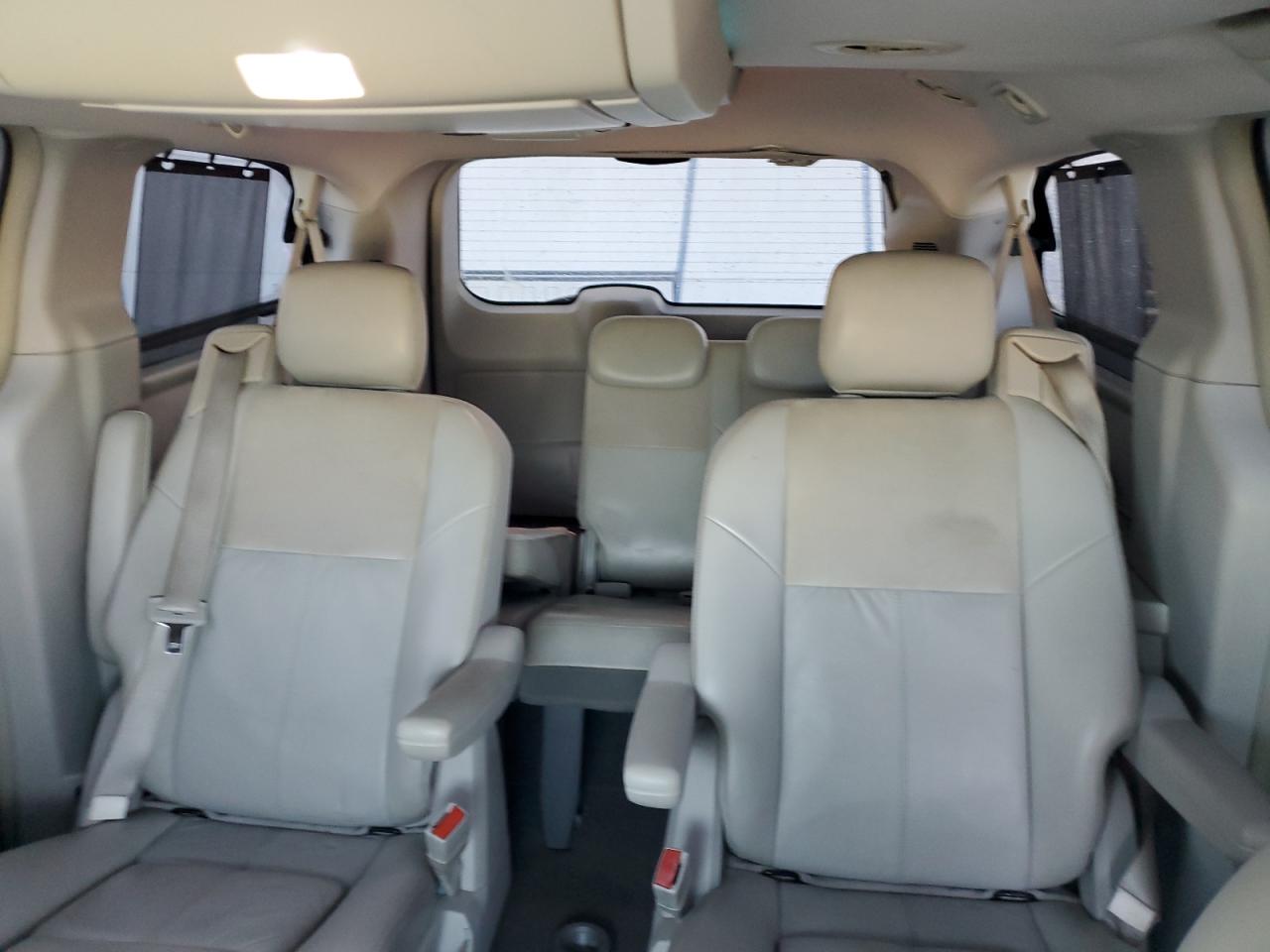 2009 Chrysler Town & Country Limited VIN: 2A8HR64X99R565460 Lot: 54906315