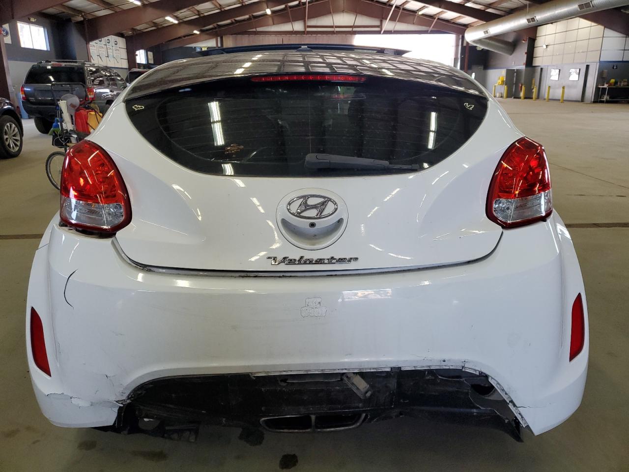 2017 Hyundai Veloster VIN: KMHTC6AD2HU324026 Lot: 53524955