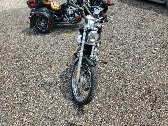 2010 HARLEY-DAVIDSON XL1200 C