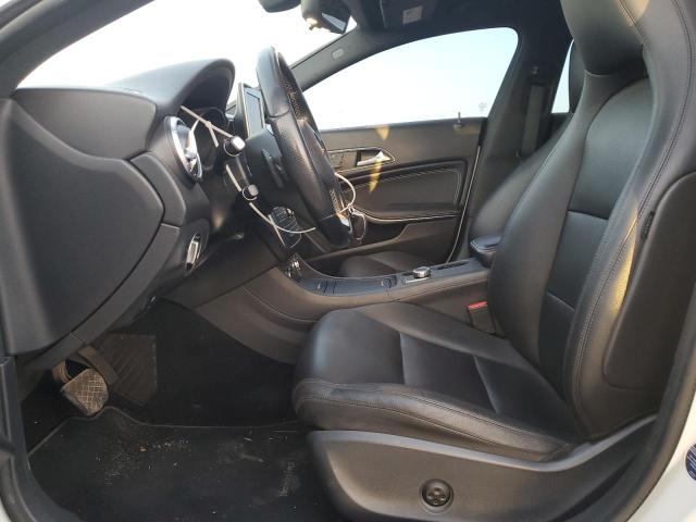  MERCEDES-BENZ CLA-CLASS 2015 Белы
