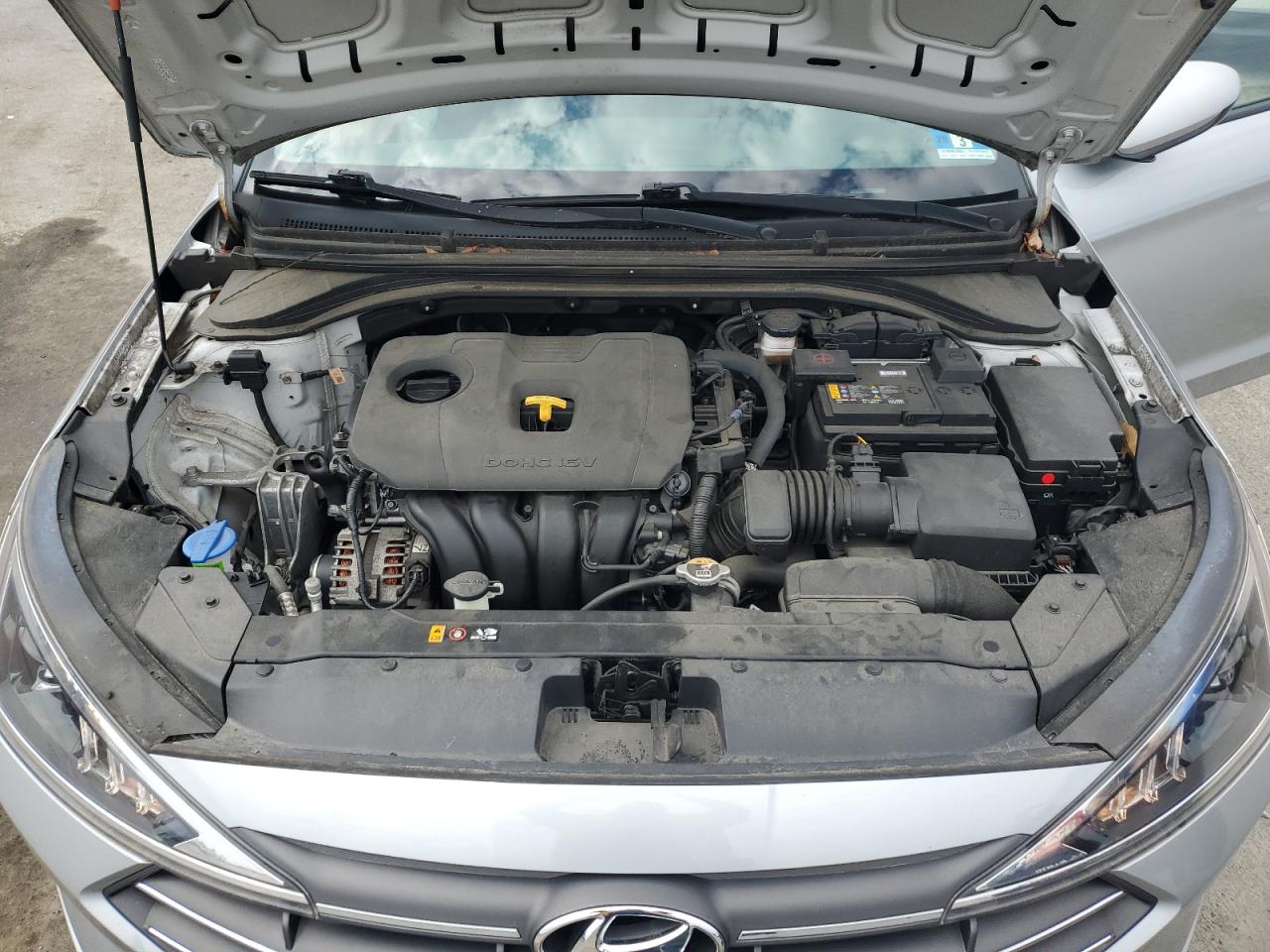 kmhd74lf7lu942253 KMHD74LF7LU942253 2020 Hyundai Elantra Se