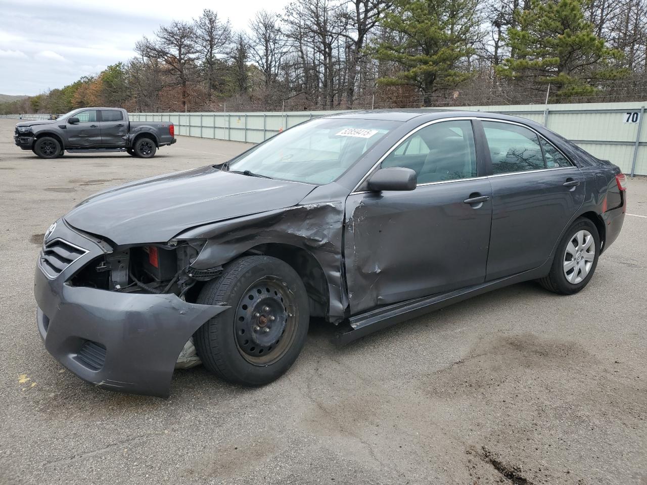 2010 Toyota Camry Base de vânzare în Brookhaven, NY - Front End