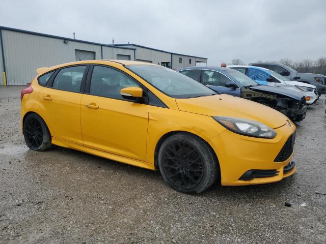 FORD FOCUS 2014 Pomarańczowy