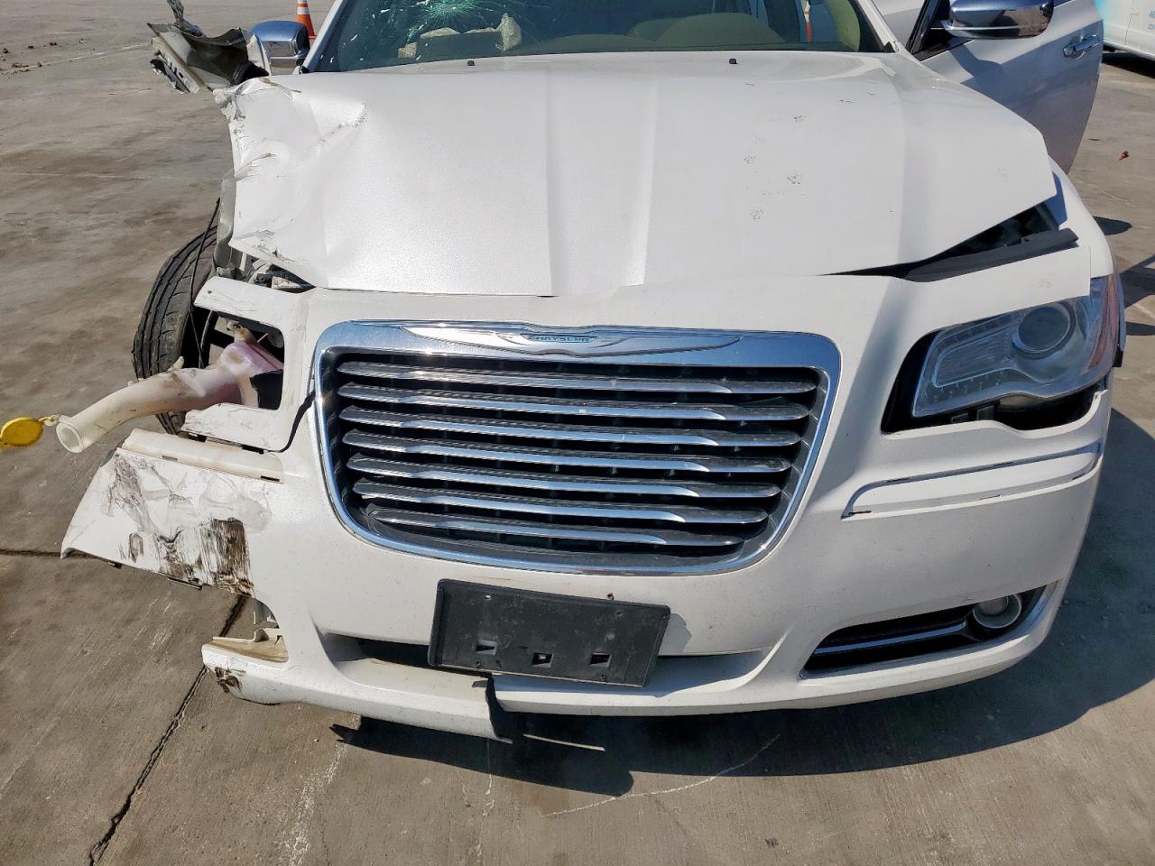 2013 Chrysler 300C VIN: 2C3CCAEG5DH529112 Lot: 52357725