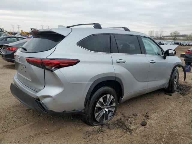  TOYOTA HIGHLANDER 2022 Silver