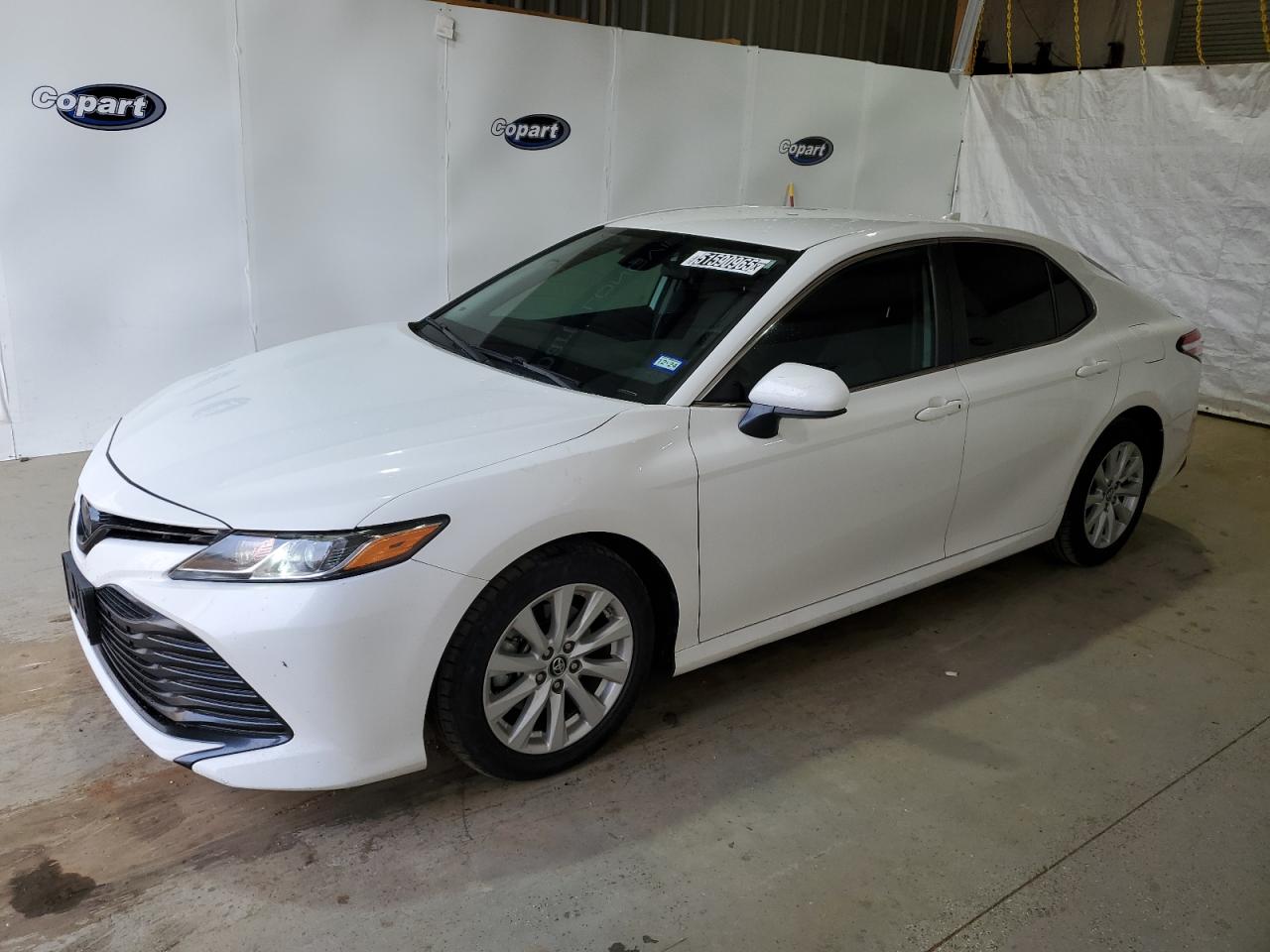 2019 Toyota Camry L de vânzare în Longview, TX - Minor Dent/Scratches