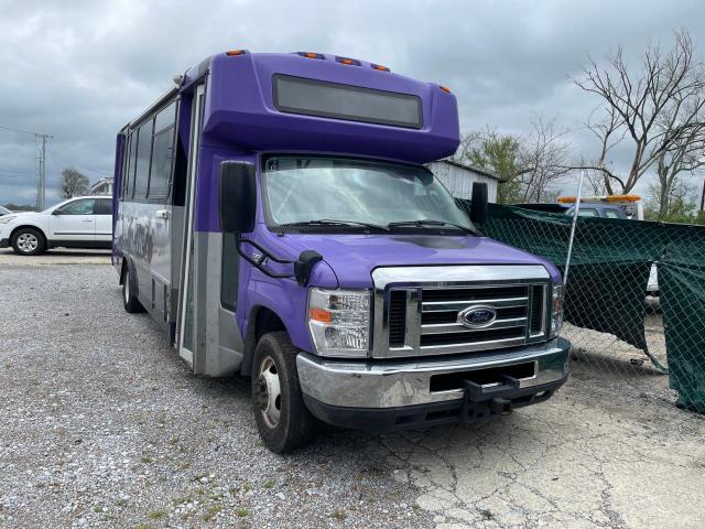 2019 Ford Econoline E450 Super Duty Cutaway Van