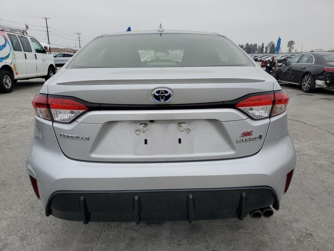 2024 Toyota Corolla Le VIN: JTDBCMFE6R3037687 Lot: 46449655