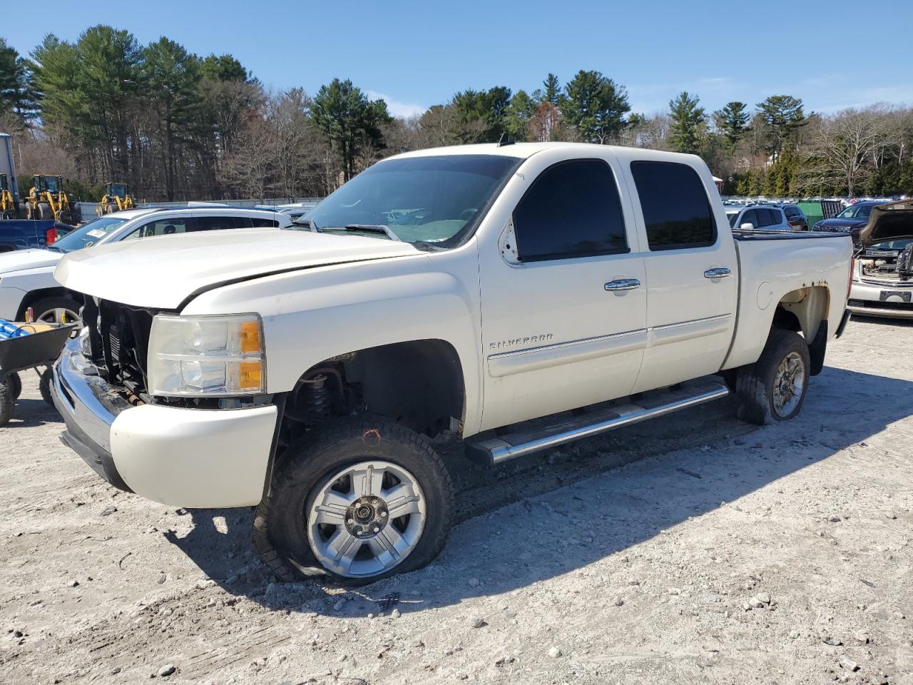 2011 Chevrolet Silverado K1500 Lt zu verkaufen in Mendon, MA - Front End