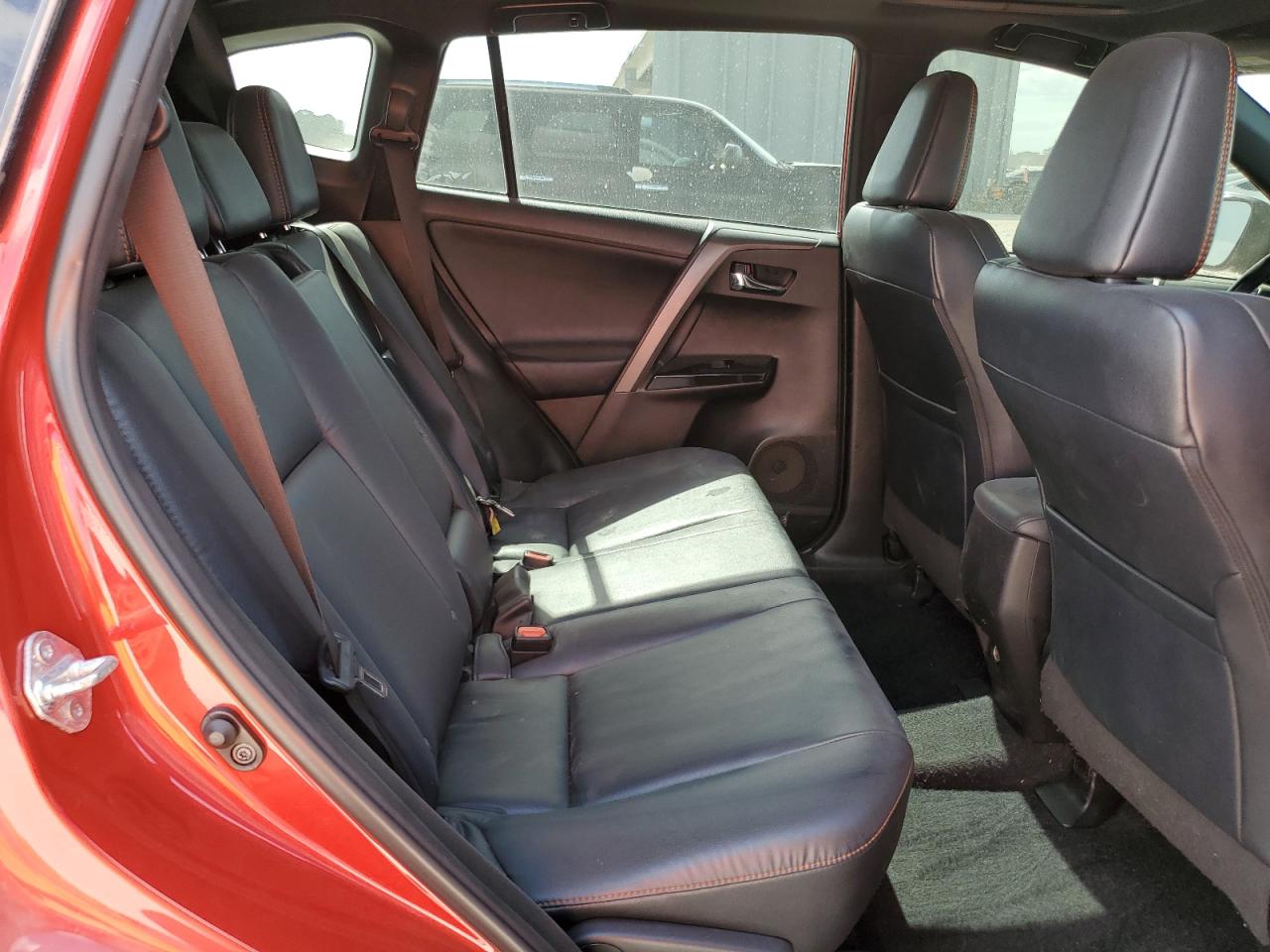 2T3JFREV7HW662841 2017 Toyota Rav4 Se