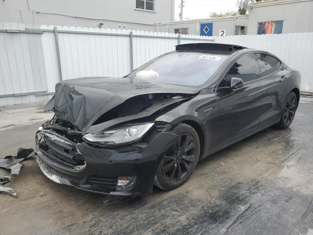 Hatchbacks TESLA MODEL S 2016 Czarny