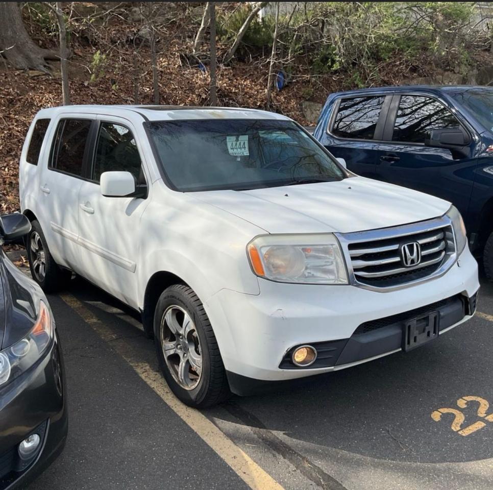 2015 Honda Pilot Se продається в North Billerica, MA - Minor Dent/Scratches