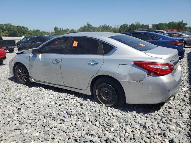 Sedans NISSAN ALTIMA 2016 Srebrny