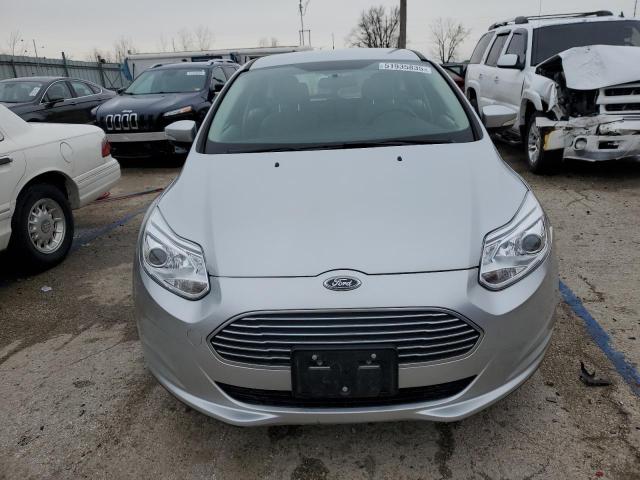  FORD FOCUS 2015 Srebrny