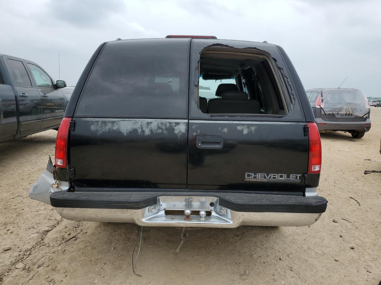 1996 Chevrolet Tahoe C1500 VIN: 1GNEC13R7TJ308706 Lot: 51789455