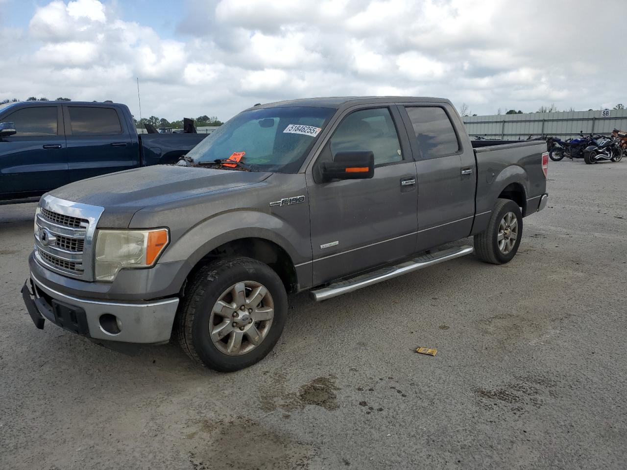 2013 Ford F150 Supercrew for Sale in Harleyville, SC - Minor Dent/Scratches