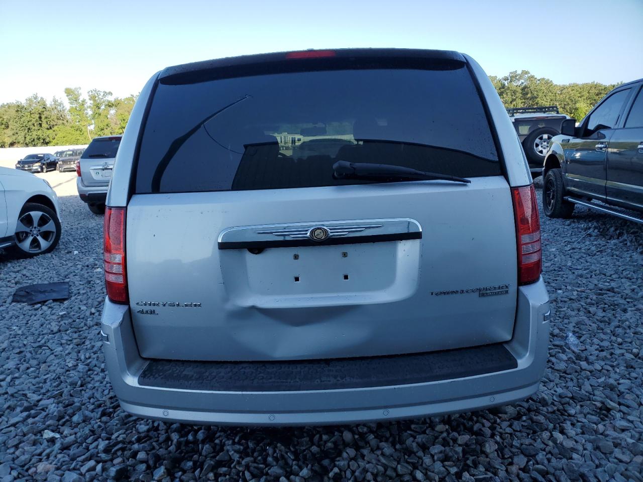 2009 Chrysler Town & Country Limited VIN: 2A8HR64X99R565460 Lot: 54906315