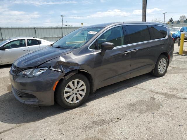 2020 Chrysler Voyager L