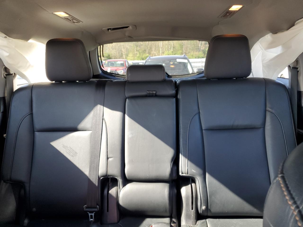 2016 Toyota Highlander Xle VIN: 5TDJKRFH6GS263505 Lot: 55239025