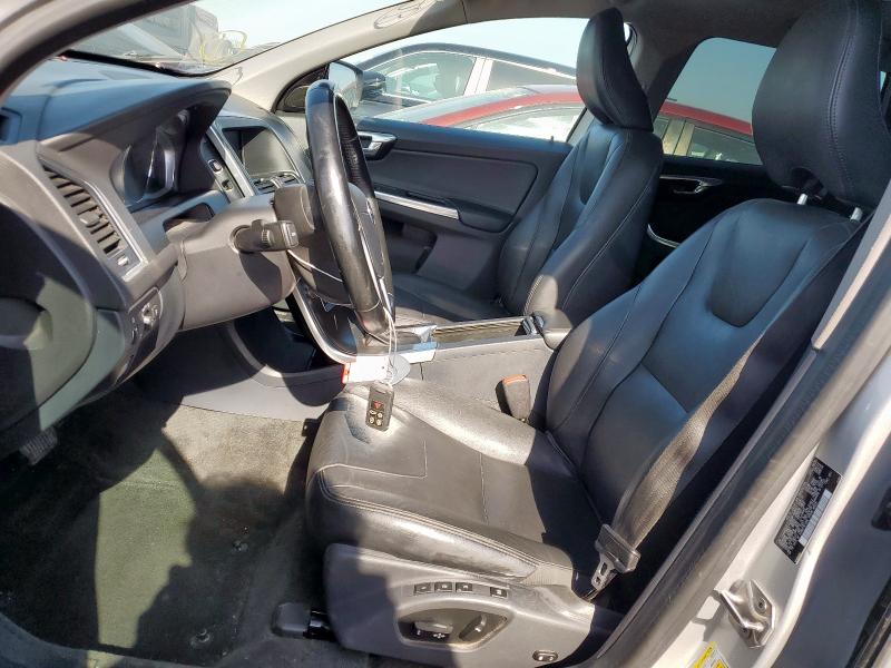 Parquets VOLVO XC60 2015 Srebrny