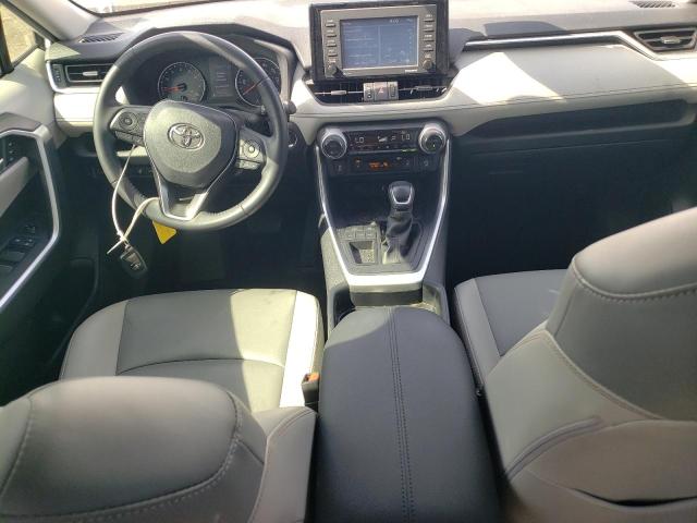 TOYOTA RAV4 2020 Белы
